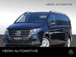 Schwarz Gebraucht 2024 Mercedes Vito Van / Kleinbus | 46.408 € (Teuer)