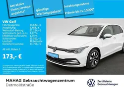 Weiß Gebraucht 2024 VW Golf VIII Move Limousine | 23.895 € (Guter Preis)