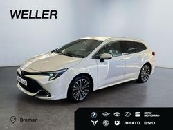 Weiss Gebraucht 2024 Toyota Corolla Team Kombi | 27.980 € (Fairer Preis)