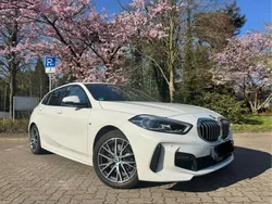 Weiß Gebraucht 2022 BMW 118 M Sport Kleinwagen | 26.900 € (Fairer Preis)