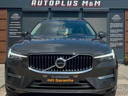 Grau Gebraucht 2022 Volvo XC60 Momentum SUV | 22.999 €