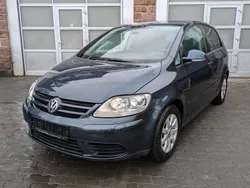 Blau Gebraucht 2006 VW Golf Plus Cross Comfortline Van / Kleinbus | 1.850 € (Guter Preis)