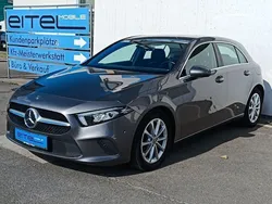 Mountaingrau met. (metallic) Gebraucht 2019 Mercedes A250 Progressive Limousine | 24.990 € (Guter Preis)
