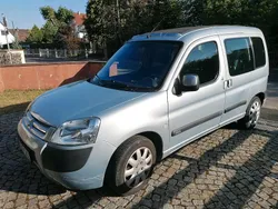 Silber Gebraucht 2003 Citroën Berlingo Van / Kleinbus | 2.999 €