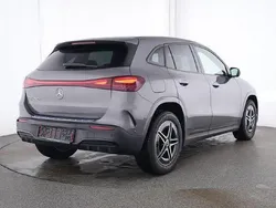 Gebraucht 2025 Mercedes EQA250 SUV | 52.390 €