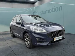 Blau Gebraucht 2022 Ford Kuga ST-Line SUV | 24.740 € (Fairer Preis)