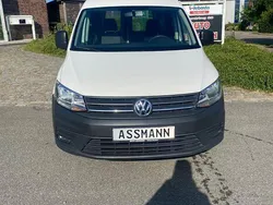 Weiß Gebraucht 2018 VW Caddy Van / Kleinbus | 8.990 € (Guter Preis)