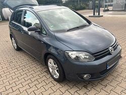 Blau Gebraucht 2012 VW Golf Plus Match Van / Kleinbus | 6.250 € (Fairer Preis)