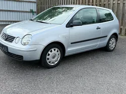 Silber Gebraucht 2003 VW Polo Kleinwagen | 890 € (Guter Preis)