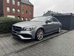 Grau Gebraucht 2018 Mercedes CLA45 AMG AMG Coupé | 31.500 € (Fairer Preis)