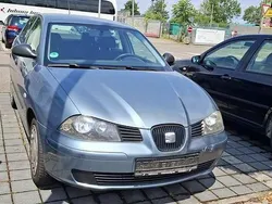 Blau Gebraucht 2006 Seat Cordoba Reference Limousine | 850 € (Guter Preis)