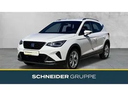 Weiß ("candy" weiss) Neu 2024 Seat Arona FR SUV | 21.350 € (Superpreis)