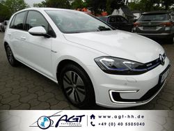 Weiß Gebraucht 2018 VW e-Golf Kleinwagen | 19.850 €