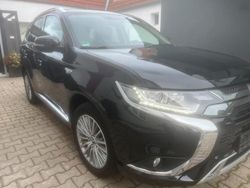 Schwarz Gebraucht 2020 Mitsubishi Outlander P-HEV SUV | 20.500 € (Guter Preis)
