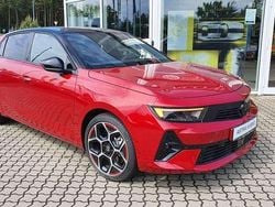 Kardio rot metallic Gebraucht 2022 Opel Astra GS Line Limousine | 21.600 € (Fairer Preis)