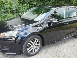 Schwarz Gebraucht 2010 VW Golf VI Sportline Limousine | 7.850 € (Etwas zu teuer)