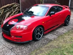 Rot Gebraucht 2002 Hyundai Coupé Coupé | 2.700 € (Fairer Preis)