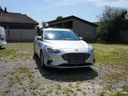 Polarsilber Gebraucht 2021 Ford Focus Cool & Connect Kombi | 18.999 € (Guter Preis)
