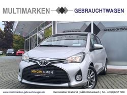 Silber Gebraucht 2016 Toyota Yaris Edition-S Limousine | 7.990 € (Guter Preis)