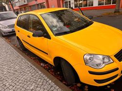 Gelb Gebraucht 2006 VW Polo Trendline Limousine | 1.799 € (Superpreis)