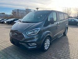 Grau Gebraucht 2022 Ford Tourneo Custom Titanium X Van | 28.840 € (Fairer Preis)