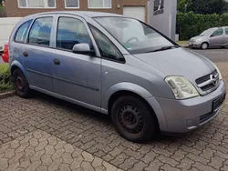 Gebraucht 2004 Opel Meriva Essentia Van / Kleinbus | 660 € (Superpreis)