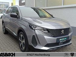 Silber Gebraucht 2024 Peugeot 5008 Allure Van / Kleinbus | 32.990 € (Etwas zu teuer)