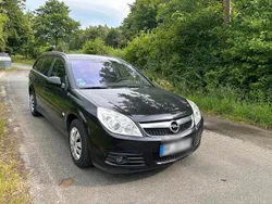 Schwarz Gebraucht 2006 Opel Vectra Kombi | 2.100 € (Teuer)