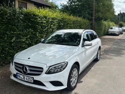 Weiß Gebraucht 2019 Mercedes C180 Kombi | 13.799 €