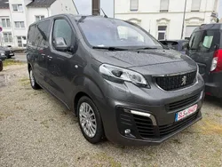 Gebraucht 2017 Peugeot Traveller Active Van / Kleinbus | 27.300 € (Teuer)