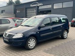 Blau marine Gebraucht 2012 Dacia Logan Kombi | 4.699 € (Fairer Preis)