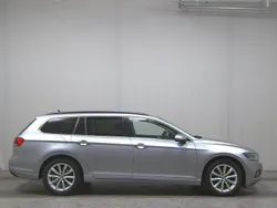 Grau Gebraucht 2020 VW Passat Business | 11.990 € (Guter Preis)