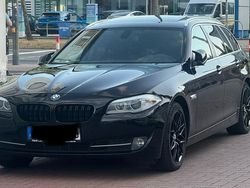 Schwarz Gebraucht 2011 BMW 520 Kombi | 10.500 € (Teuer)