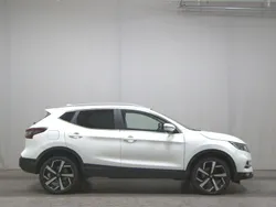 Weiss Gebraucht 2021 Nissan Qashqai Tekna SUV | 17.780 € (Superpreis)