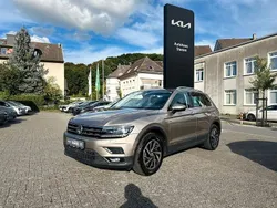 Beige Gebraucht 2019 VW Tiguan Join SUV | 20.490 € (Fairer Preis)