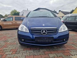 Blau Gebraucht 2012 Mercedes A160 Kleinwagen | 5.950 € (Guter Preis)