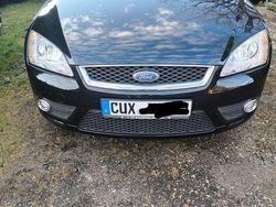 Schwarz Gebraucht 2008 Ford Focus Cabriolet Trend Cabrio | 2.200 € (Fairer Preis)