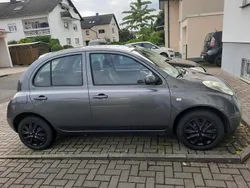 Grau Gebraucht 2003 Nissan Micra Kleinwagen | 2.100 €