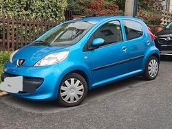 Blau Gebraucht 2006 Peugeot 107 Filou Kleinwagen | 2.500 € (Fairer Preis)