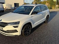 Weiß Gebraucht 2020 Skoda Karoq SportLine SUV | 23.900 € (Guter Preis)