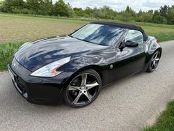 Schwarz Gebraucht 2013 Nissan 370Z Pack Cabrio | 16.950 €
