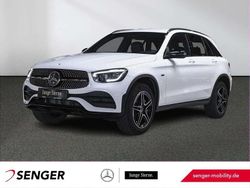 Unilack polarweiß Gebraucht 2021 Mercedes GLC300e AMG SUV | 37.770 € (Fairer Preis)