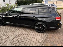 Schwarz Gebraucht 2016 VW Passat Limousine | 9.300 € (Guter Preis)
