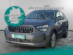 Graphitegrau metallic Gebraucht 2024 Skoda Kodiaq Selection SUV | 37.970 € (Guter Preis)