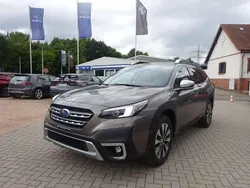Brilliant bronze (m) Gebraucht 2025 Subaru Outback Platinum SUV | 43.800 € (Guter Preis)