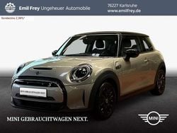 Melting silver iii metallic Gebraucht 2023 Mini Cooper SE Classic Kleinwagen | 19.670 € (Fairer Preis)
