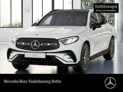Polarweiß Gebraucht 2025 Mercedes GLC200 AMG SUV | 56.500 € (Fairer Preis)