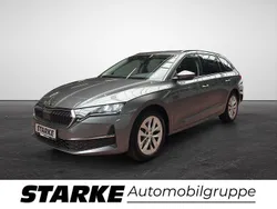 Graphitegrau metallic Gebraucht 2024 Skoda Octavia Selection Kombi | 27.550 € (Guter Preis)
