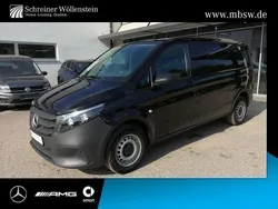 Schwarz obsidianschwarz (metallic) Gebraucht 2024 Mercedes Vito Van / Kleinbus | 33.769 €