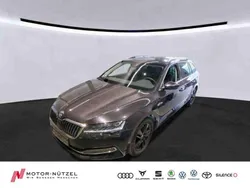 Schwarzmagic perleffekt Gebraucht 2022 Skoda Superb Style Kombi | 34.930 € (Etwas zu teuer)